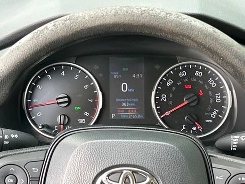 Used 2020 Toyota RAV4 XLE w/ All Weather Liner Package AWD/4WD image 53