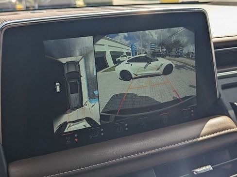 Used 2024 Chevrolet Tahoe High Country w/ Advanced Technology Package image 23