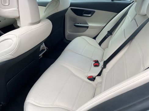 Certified 2023 Mercedes-Benz C 300 Sedan image 9