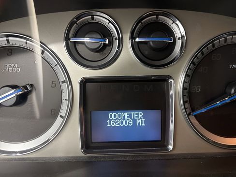 Used 2009 Cadillac Escalade EXT Base image 14