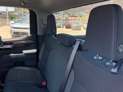 Used 2026 GMC Sierra 1500 Elevation w/ Elevation Select Package AWD/4WD image 21