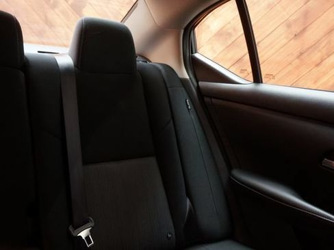 Certified 2022 Nissan Sentra SV FWD image 53