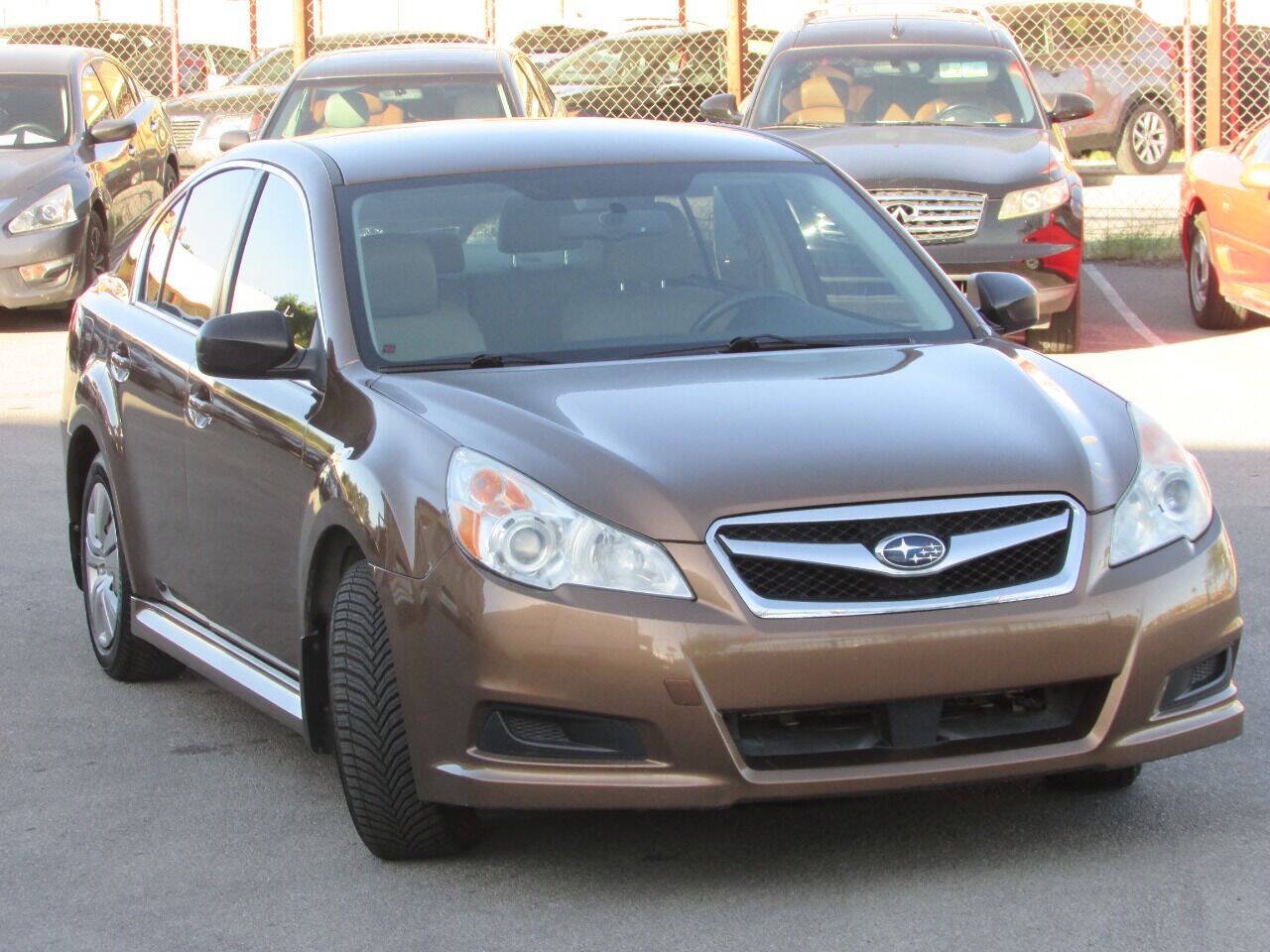 Used 2011 Subaru Legacy 2.5i AWD/4WD image 14