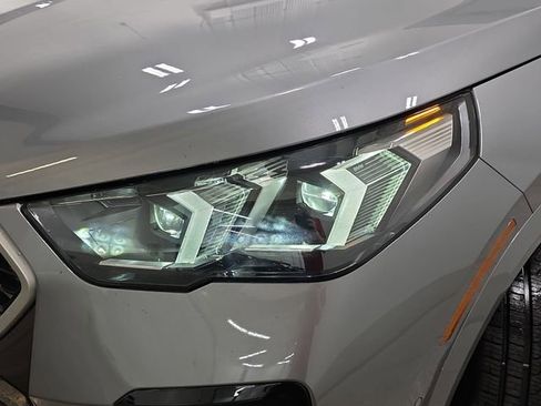 Certified 2025 BMW X2 xDrive28i AWD/4WD image 26