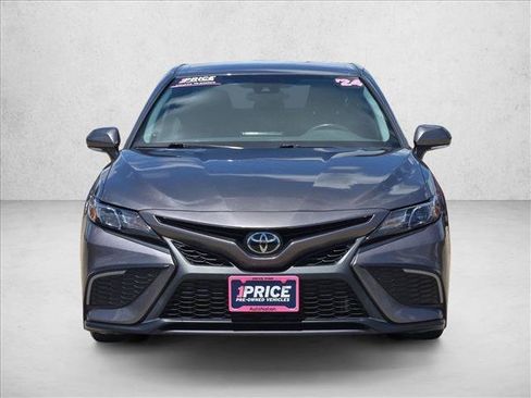 Used 2024 Toyota Camry SE FWD image 2