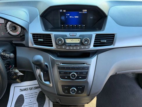 Used 2016 Honda Odyssey LX image 8