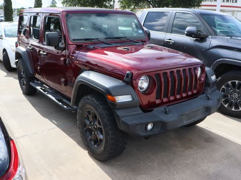Used 2022 Jeep Wrangler Unlimited Sport w/ Sun And Sound Package AWD/4WD image 2