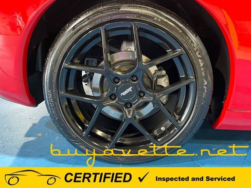 Used 2006 Chevrolet Corvette Coupe w/ Preferred Equipment Group RWD image 13