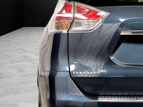 Used 2016 Nissan Rogue SL w/ SL Premium Package image 14