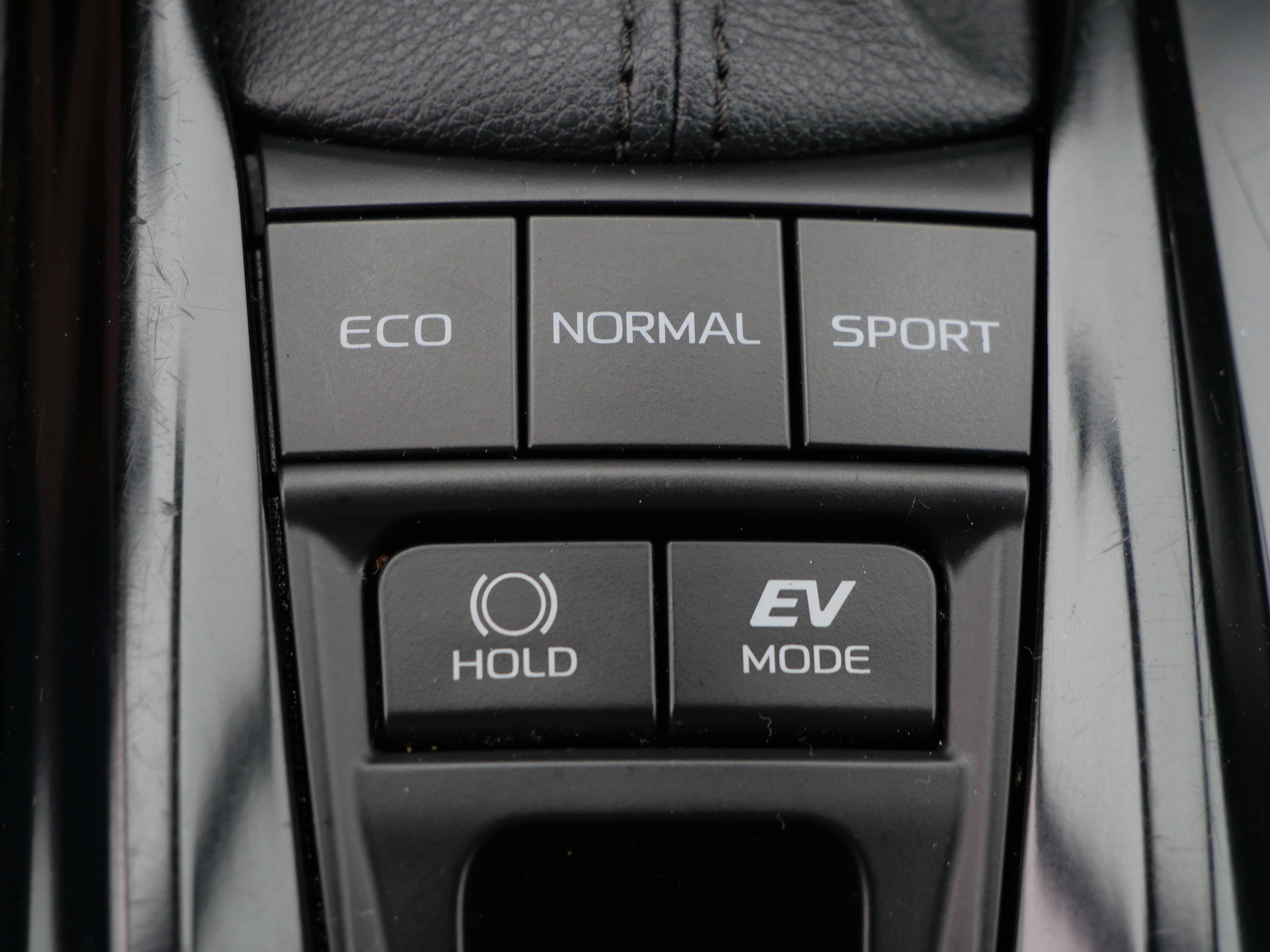 Certified 2025 Toyota Camry SE FWD image 29