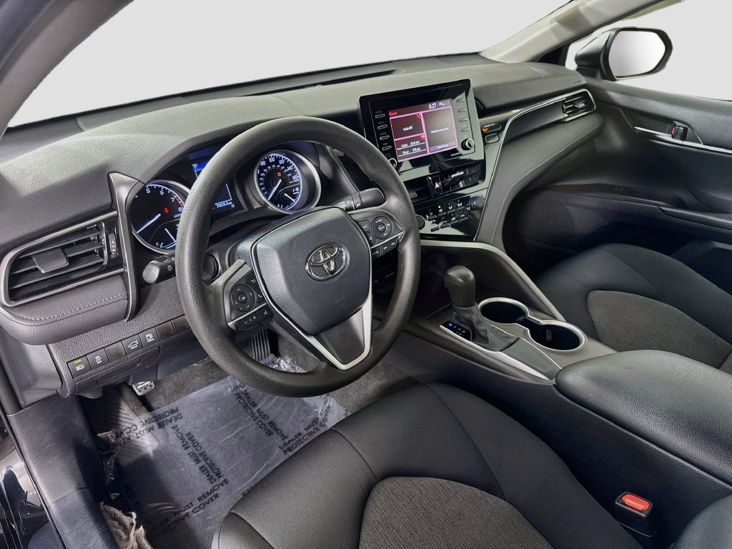 Used 2021 Toyota Camry LE w/ Carpet Mat Package (TMS) FWD image 18