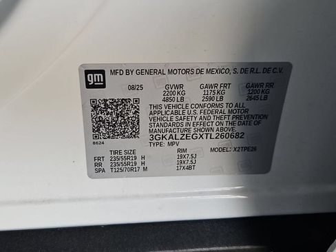 Used 2026 GMC Terrain Denali AWD/4WD image 31