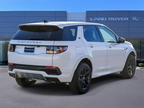 New 2024 Land Rover Discovery Sport S image 4