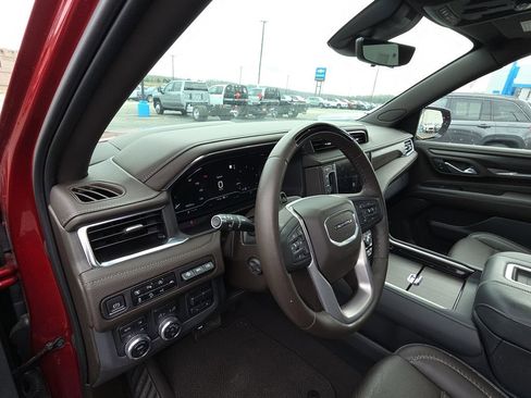 Used 2023 GMC Yukon Denali w/ Denali Reserve Package AWD/4WD image 14