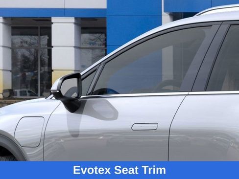 New 2026 Chevrolet Equinox EV LT image 13