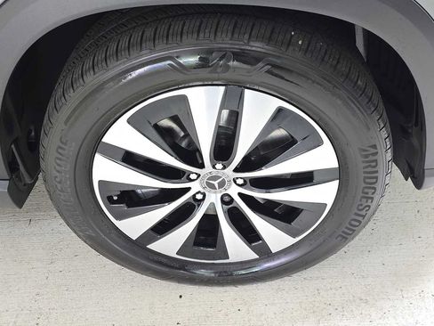 Certified 2025 Mercedes-Benz GLE 450e 4MATIC image 9