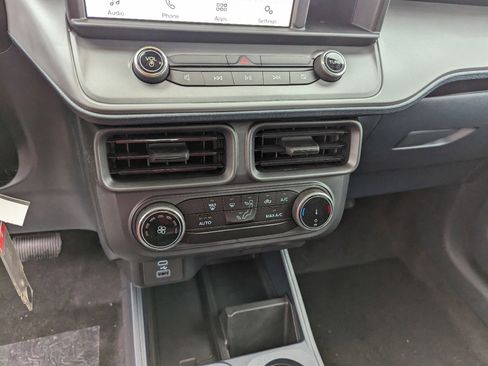 New 2024 Ford Maverick XL image 44