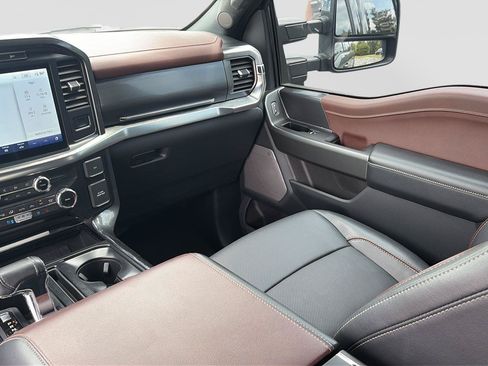 Used 2022 Ford F150 Lariat AWD/4WD image 17