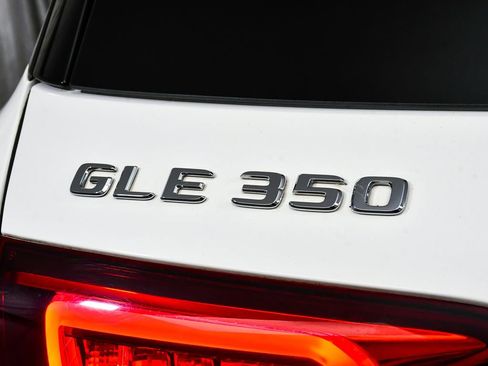 Used 2022 Mercedes-Benz GLE 350 4MATIC w/ Premium Package image 99