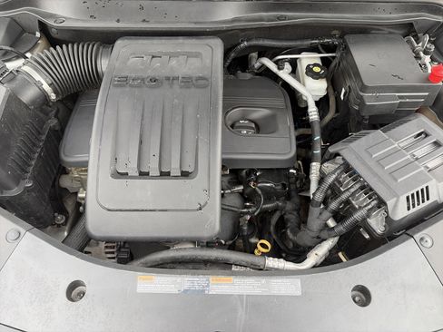 Used 2017 Chevrolet Equinox LT w/ Convenience Package image 30