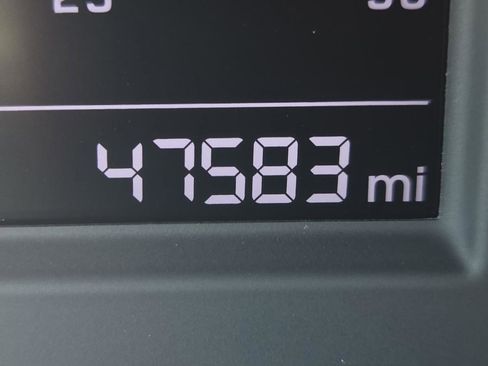 Used 2019 Hyundai Elantra SE image 11