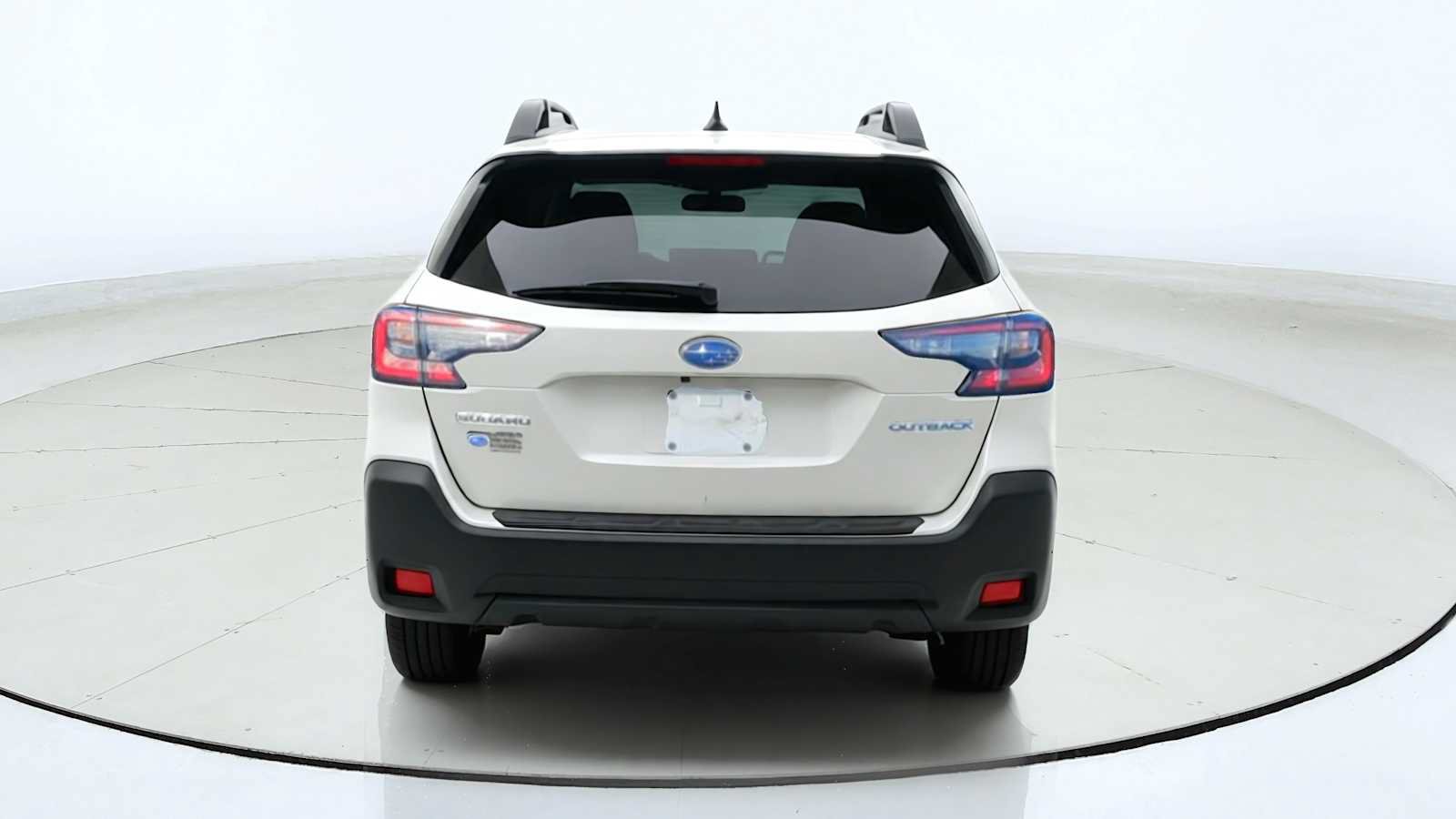 Certified 2025 Subaru Outback Premium AWD/4WD image 9