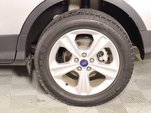 Used 2016 Ford Escape SE image 17