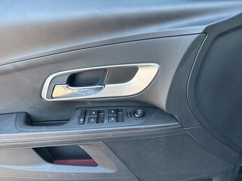 Used 2011 Chevrolet Equinox LT w/ Driver Convenience Package image 10