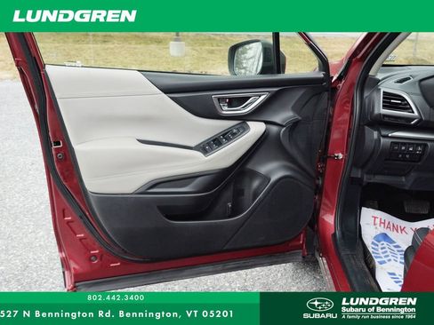 Used 2023 Subaru Forester Premium AWD/4WD image 10