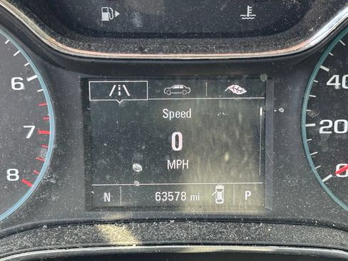 Used 2017 Chevrolet Cruze LT FWD image 6