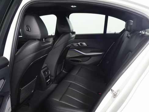 Used 2021 BMW M340i RWD image 11