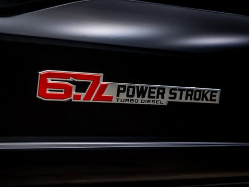 Used 2026 Ford F450 Platinum w/ Platinum Plus Package image 18