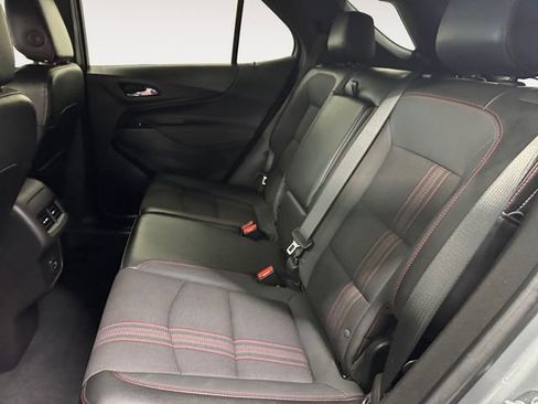 Used 2023 Chevrolet Equinox RS image 21