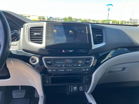 Used 2020 Honda Ridgeline RTL-E image 15