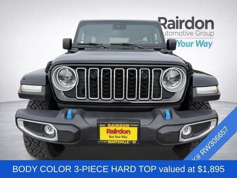 Used 2024 Jeep Wrangler Unlimited Sahara AWD/4WD image 2