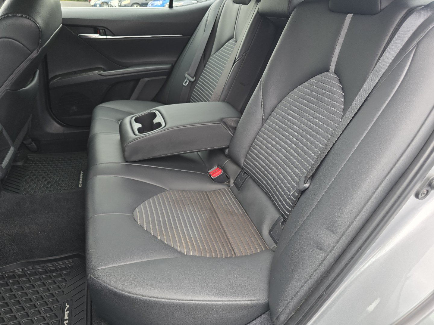 Used 2024 Toyota Camry SE FWD image 28