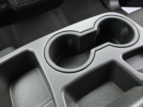 Used 2022 Chevrolet Silverado 2500 Custom w/ Custom Convenience Package image 24