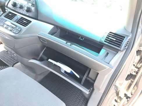 Used 2010 Honda Odyssey EX image 37