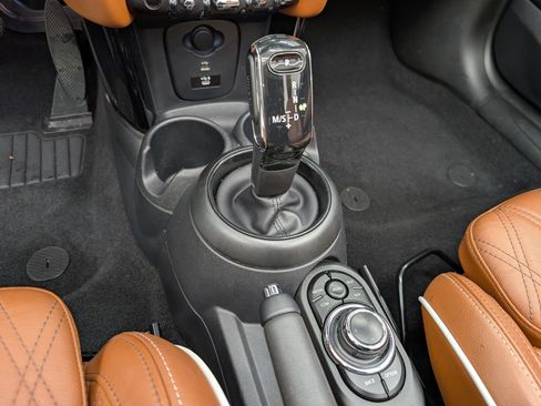 Used 2022 MINI Cooper S image 17