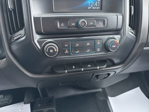 Used 2018 Chevrolet Silverado 1500 W/T image 34