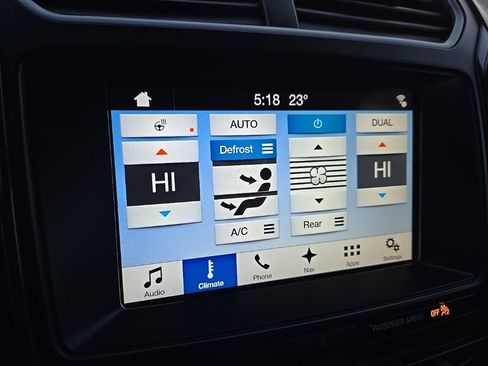 Used 2017 Ford Explorer XLT w/ Equipment Group 202A image 30