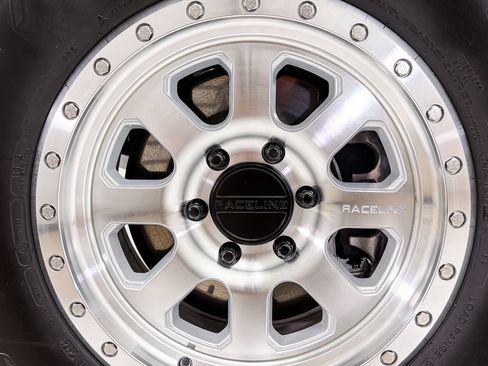 Used 2024 Ford Bronco Raptor AWD/4WD image 35