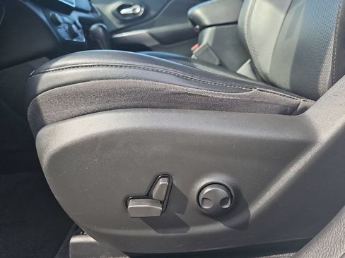 Used 2022 Jeep Cherokee Latitude Lux FWD image 27