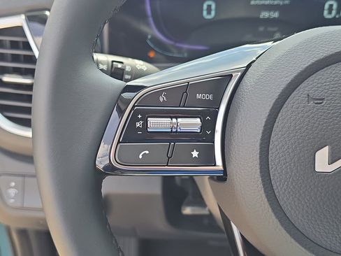 New 2026 Kia Seltos S FWD image 29