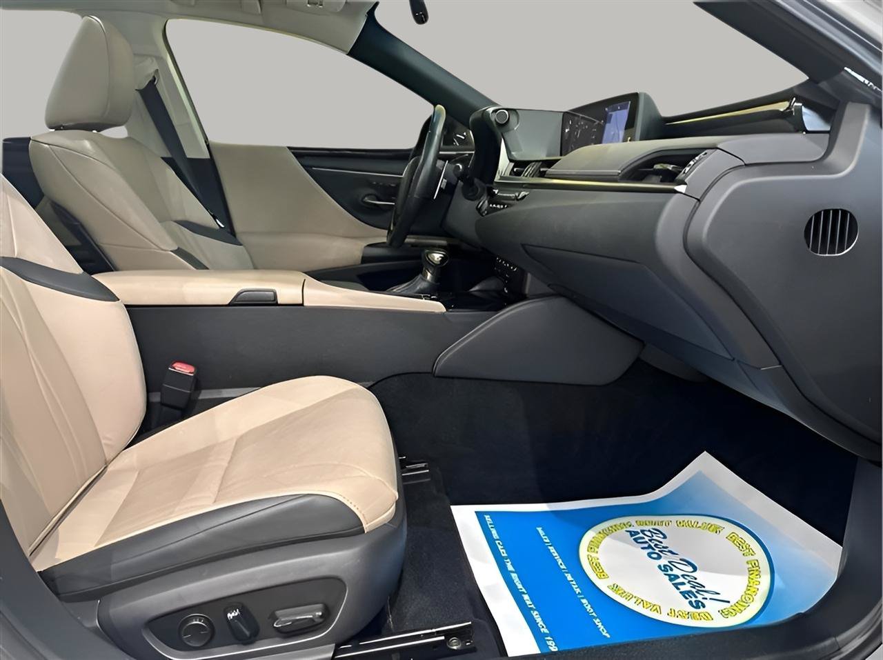 Used 2019 Lexus ES 350 w/ Accessory Package 2 FWD image 27
