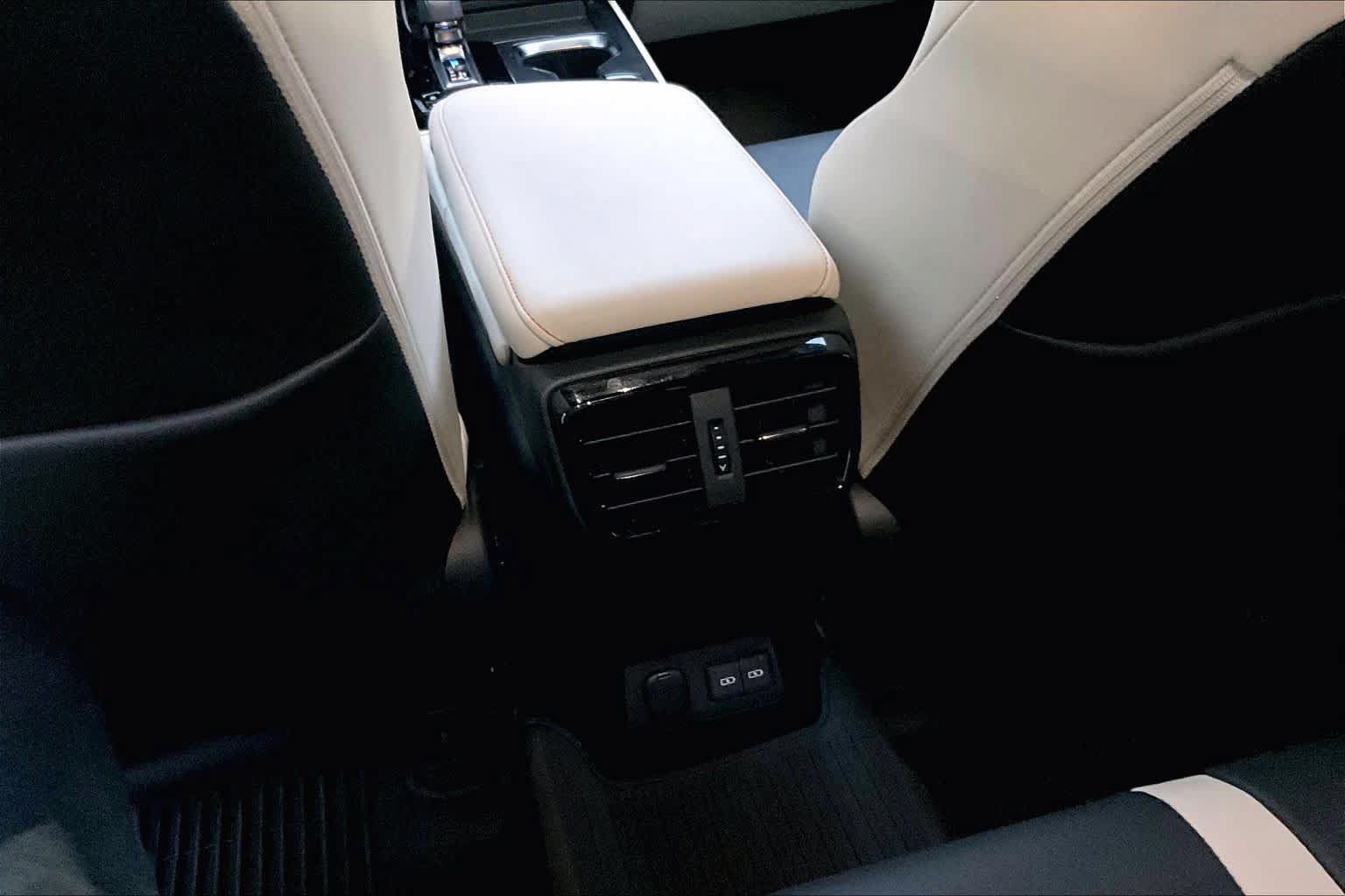 Used 2024 Lexus NX 350 AWD w/ Cold Area Package image 10