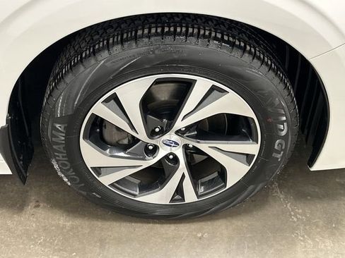 Used 2020 Subaru Legacy Premium image 5