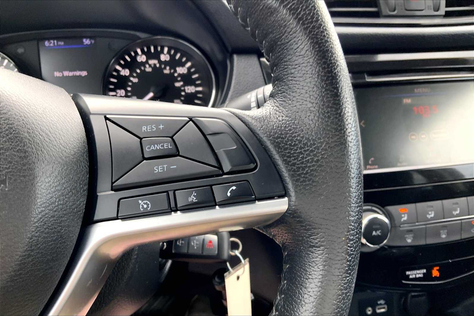 Used 2020 Nissan Rogue S w/ Special Edition Package AWD/4WD image 23
