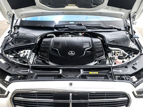 Certified 2022 Mercedes-Benz S 580 4MATIC Sedan image 12