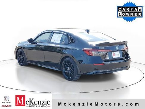 Used 2025 Honda Civic Sport image 3